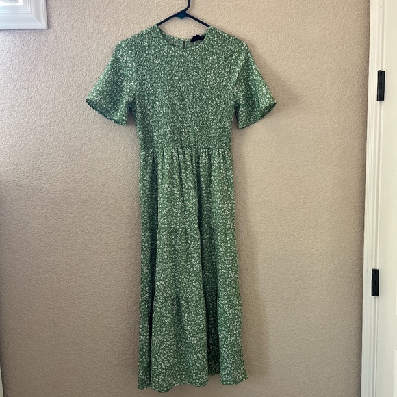Wednesday’s girl Dresses & Skirts - Wednesdays girl green floral dress